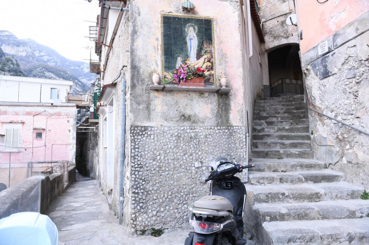 Angela House Amalfi Centro Apartment Bagian luar foto